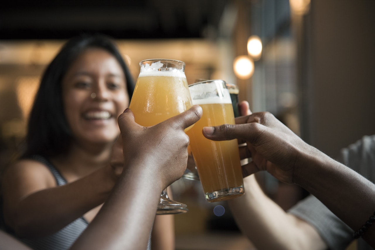 Empresário abre cervejaria artesanal em homenagem a vinda da família holandesa ao Brasil